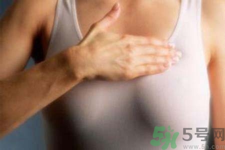 乳房刺痛怎么辦？月經(jīng)前乳房刺痛怎么辦？