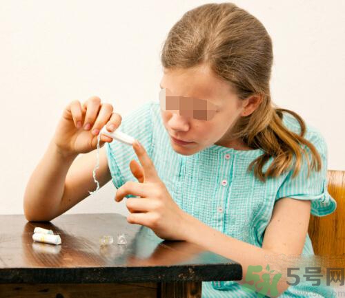 用衛(wèi)生棉條可以游泳嗎？游泳后要更換衛(wèi)生棉條嗎？