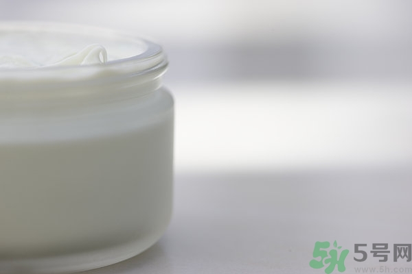 妝前乳有必要用嗎？妝前乳什么時候用？