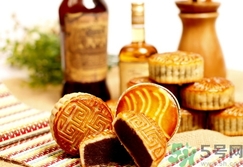 吃月餅可以喝啤酒嗎？吃完月餅可以喝啤酒嗎？