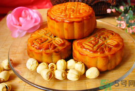 月餅吃多了會(huì)怎么樣？哪些人不宜吃月餅？