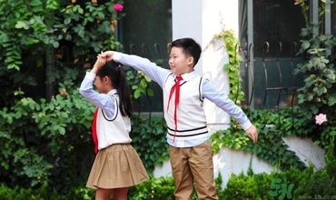 怎么讓女孩子喜歡自己？怎么讓男孩子喜歡自己？