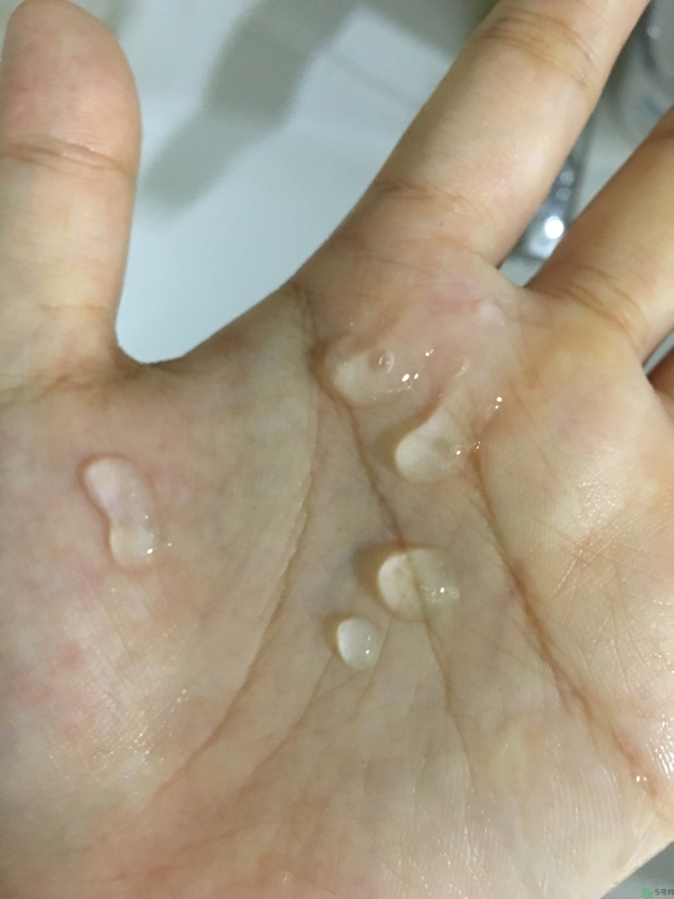 春雨和水光面膜哪個好？春雨面膜和水光面膜哪個好？