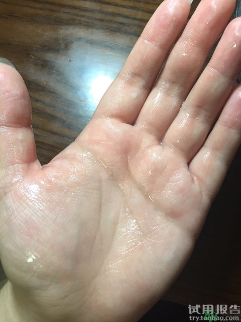 春雨和水光面膜哪個好？春雨面膜和水光面膜哪個好？