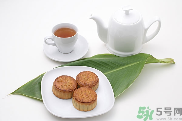 月餅熱量高嗎？吃月餅會胖嗎？