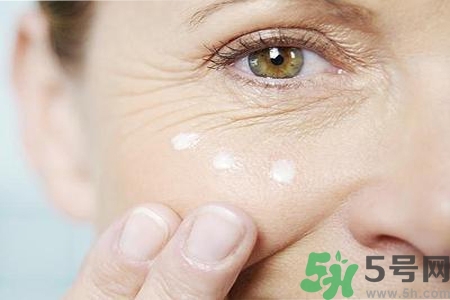 女性最易衰老的6個(gè)部位是哪？女人延緩衰老的26個(gè)小妙招