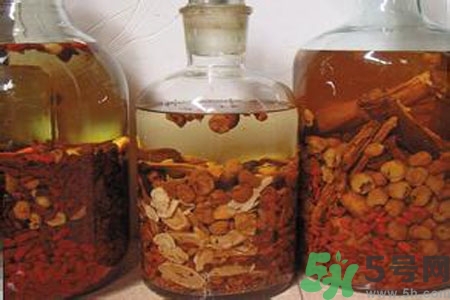 藥酒的好處有哪些？長(zhǎng)期喝藥酒的好處有什么？