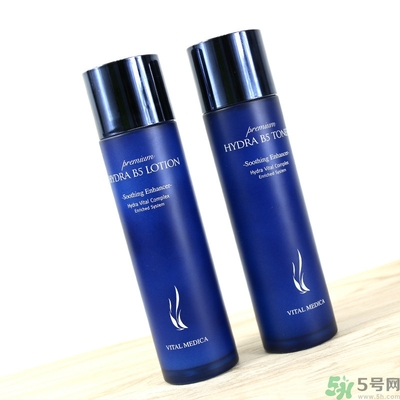 ahc和蘭芝哪個好？AHC和蘭芝分別適合什么膚質(zhì)年齡？