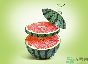 凍成冰的西瓜能吃嗎？吃西瓜拉肚子是怎么回事？