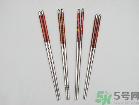 合金筷子對(duì)人身體有害嗎？合金筷子的優(yōu)點(diǎn)和缺點(diǎn)