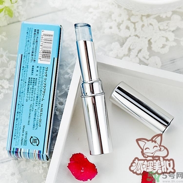 WATOSA潤唇膏怎么樣？WATOSA護(hù)唇膏好用嗎？