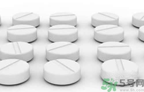 鈣片可以空腹吃嗎？鈣片空腹吃好嗎？