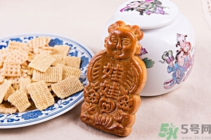 冰皮月餅和普通月餅的區(qū)別 蘇式月餅和廣式月餅的區(qū)別？