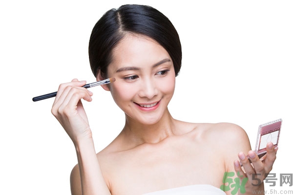 眼影干了怎么辦？眼影保質(zhì)期一般多久？