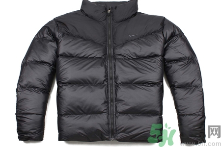 ?羽絨服可以用洗衣機(jī)洗嗎？羽絨服上油漬怎么洗？