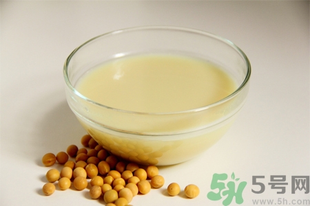 豆?jié){是堿性還是酸性？豆?jié){是涼性還是熱性？