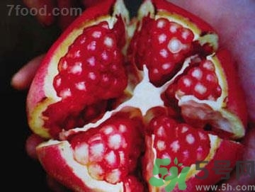 石榴里面發(fā)黑能不能吃？石榴發(fā)黑怎么辦？