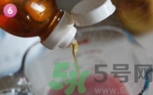石榴水弄衣服上怎么洗？石榴汁怎么清洗？