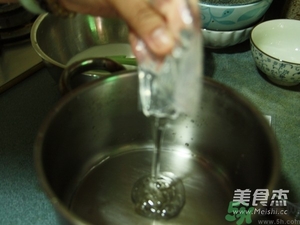水晶月餅用的什么粉？水晶月餅的做法及配方