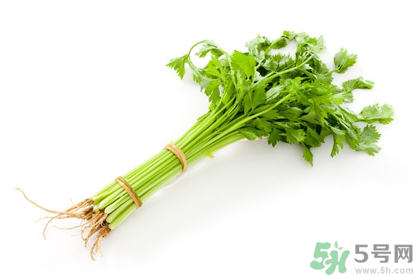 芹菜汁能去斑嗎？芹菜汁可以做面膜嗎？