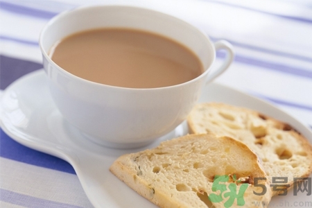 晚上喝奶茶會(huì)失眠嗎？晚上喝奶茶會(huì)不會(huì)失眠？