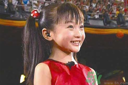 9歲女生的標(biāo)準(zhǔn)身高體重是多少？9歲女生正常身高體重是多少？