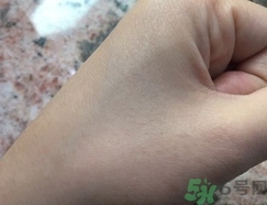菲詩(shī)小鋪水光無(wú)瑕氣墊修顏乳怎么用？菲詩(shī)小鋪氣墊cc使用方法
