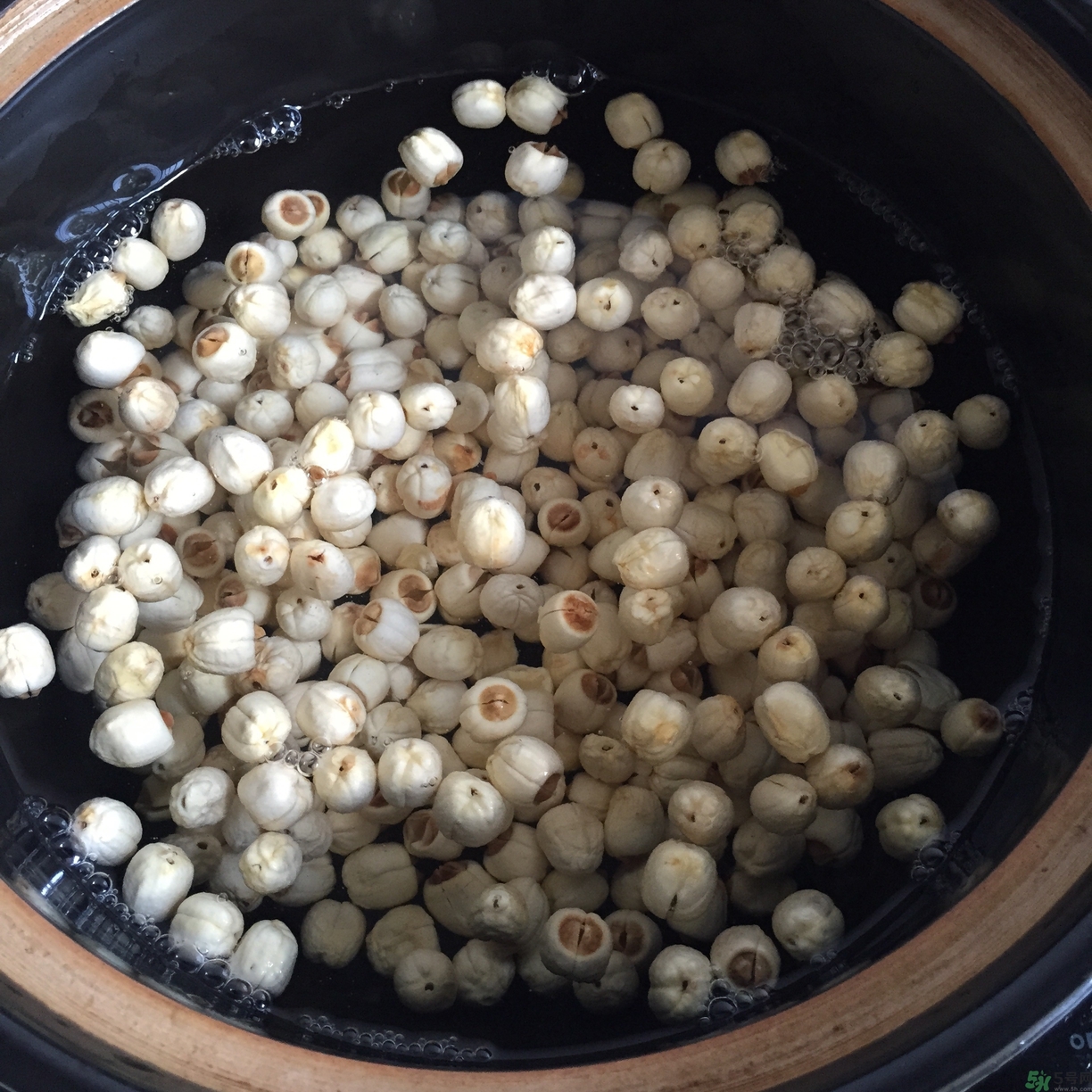 蓮蓉月餅的餡料是什么？蓮蓉月餅的餡料怎么做？
