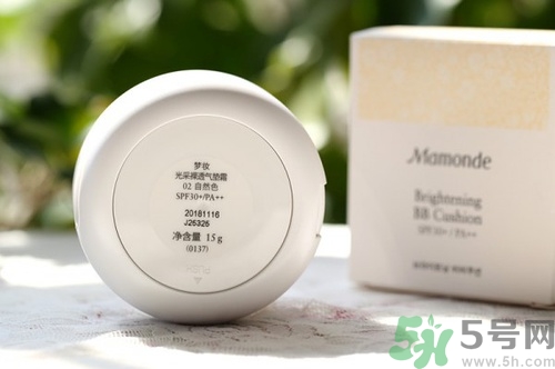 夢(mèng)妝光采裸透氣墊怎么樣？夢(mèng)妝桃花遮瑕氣墊bb好用嗎？