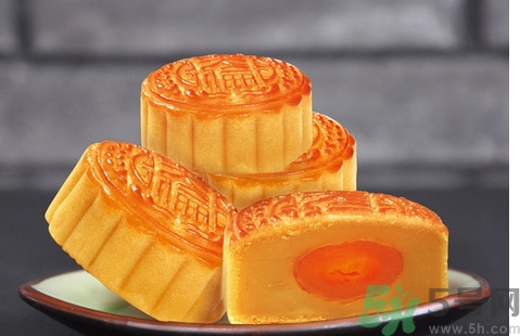 蛋黃月餅好吃嗎？蛋黃月餅?zāi)膫€(gè)牌子好吃？