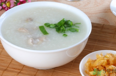 結(jié)腸息肉手術(shù)后吃什么？結(jié)腸息肉手術(shù)后要注意什么？
