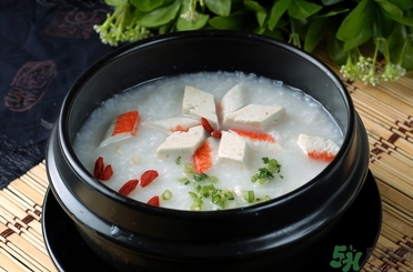 結(jié)腸息肉手術(shù)后吃什么？結(jié)腸息肉手術(shù)后要注意什么？