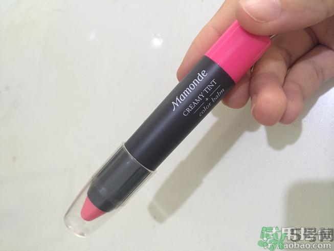 夢妝唇膏筆怎么用?夢妝唇膏筆使用方法。