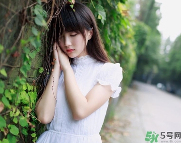 外陰瘙癢有灼熱感是怎么回事？外陰瘙癢有灼熱感怎么辦？