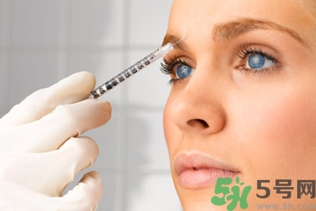 玻尿酸隆鼻的危害有哪些？玻尿酸隆鼻的副作用是什么？