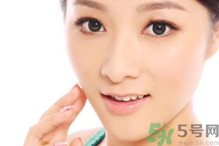 玻尿酸隆鼻的危害有哪些？玻尿酸隆鼻的副作用是什么？