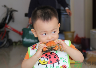小孩吃螃蟹過敏怎么辦？小孩吃螃蟹過敏癥狀