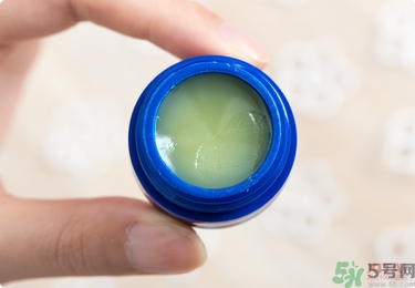 Blistex碧唇小藍罐好用嗎？怎么用？