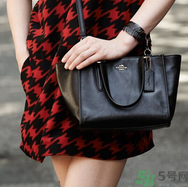 coach和gucci哪個(gè)好？coach和gucci哪個(gè)好看？