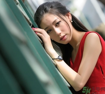 女性頭暈?zāi)垦Ｔ趺椿厥?？女性頭暈?zāi)垦Ｔ趺崔k？