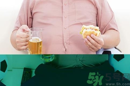 晚上不吃飯真的能減肥嗎？不吃晚飯的危害有哪些？
