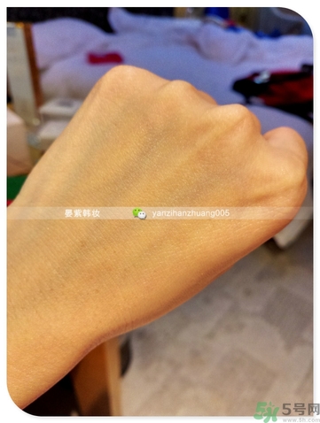 ahc玻尿酸噴霧怎么用？ahc b5玻尿酸噴霧使用方法
