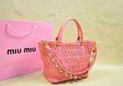 miumiu是哪個(gè)國(guó)家的牌子？miumiu是prada旗下的嗎？