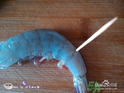 活蝦怎么處理干凈蝦線？活蝦怎么去蝦線？