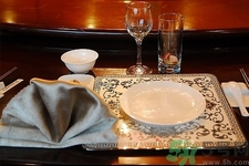 開水燙餐具能消毒嗎？高溫能消毒餐具嗎？