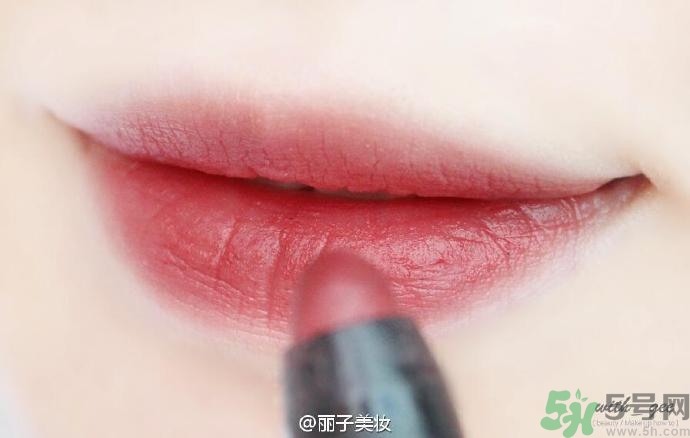 韓孝珠妝怎么化？韓孝珠韓式清新裸妝怎么化？
