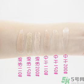 revlon露華濃粉底液怎么樣？露華濃粉底液色號(hào)選擇與試色