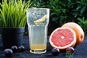 柚子可以泡水喝嗎？柚子泡水喝有什么好處？