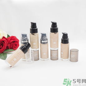 revlon露華濃粉底液怎么樣？露華濃粉底液色號(hào)選擇與試色