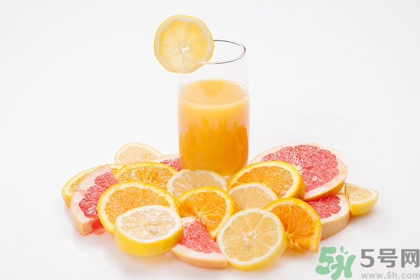 柚子可以泡水喝嗎？柚子泡水喝有什么好處？